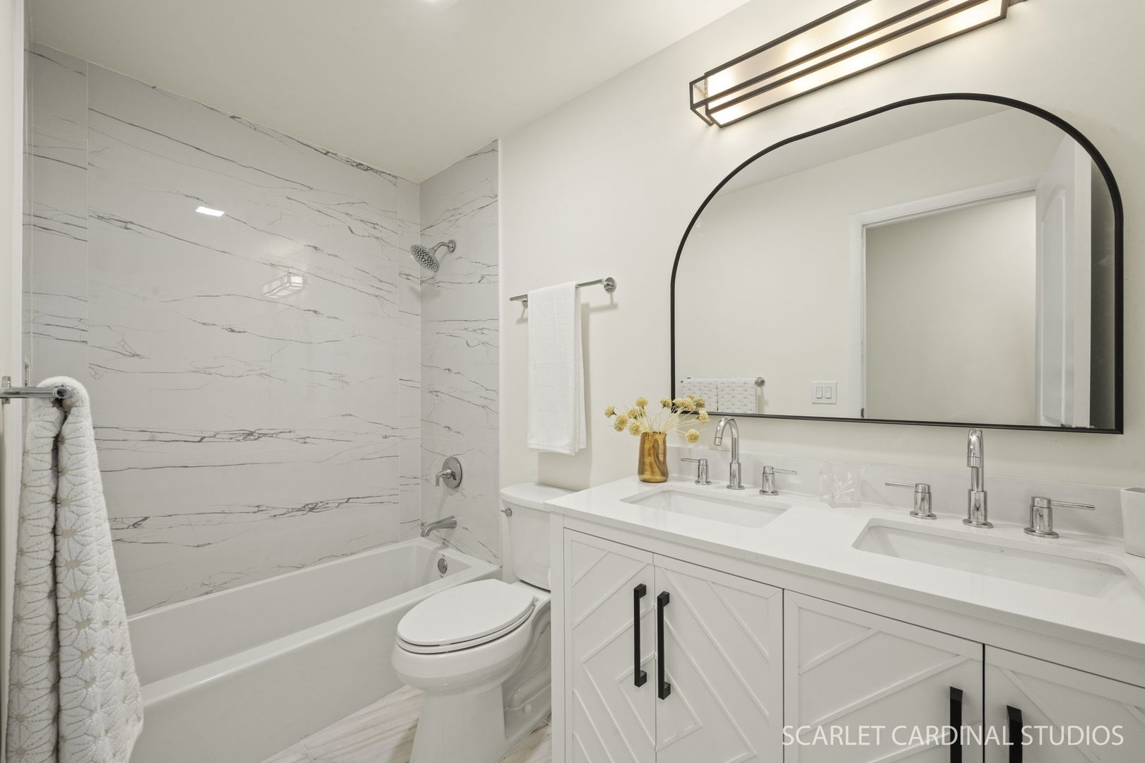 1110 S Fernandez Avenue Property Photo 20