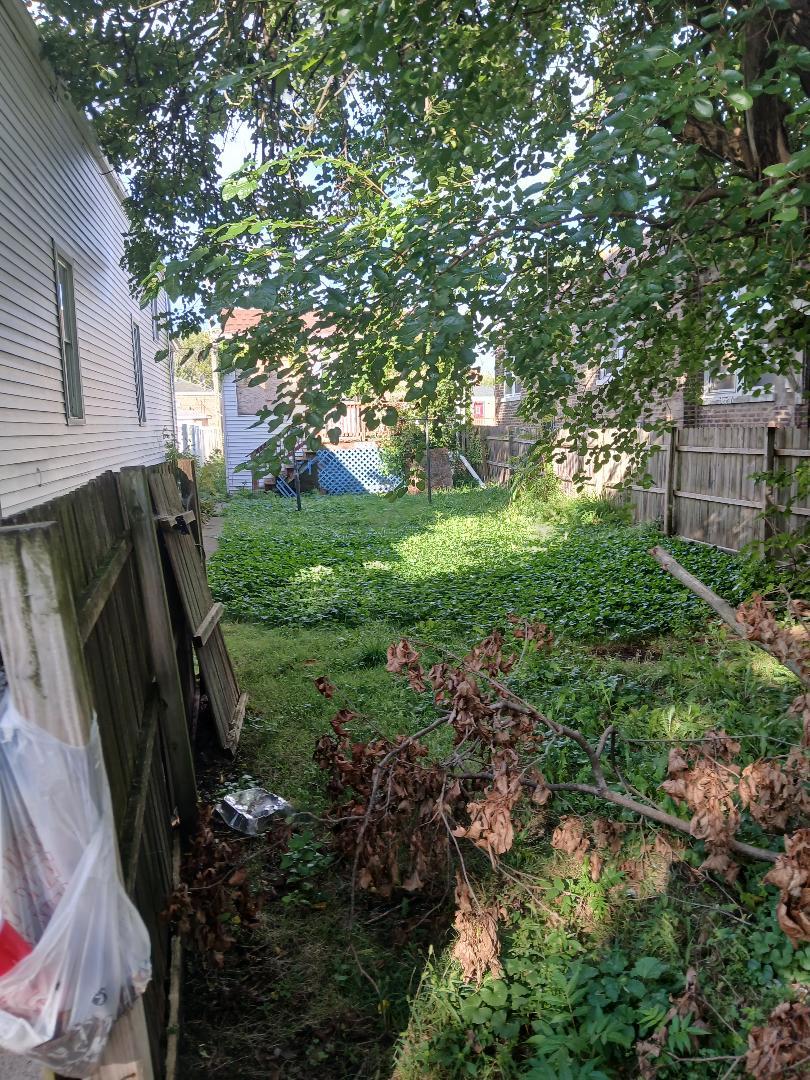 7744 S Drexel Avenue Property Photo 3