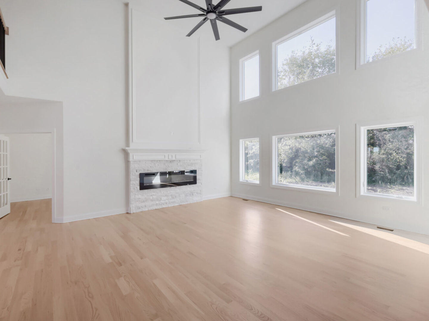 22660 Frontier Court Property Photo 10