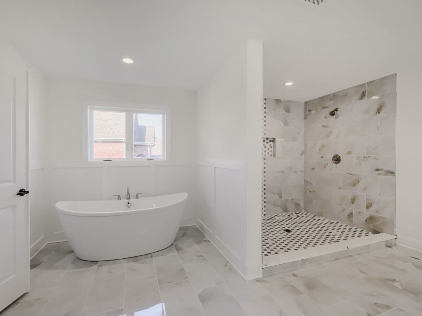 22660 Frontier Court Property Photo 15