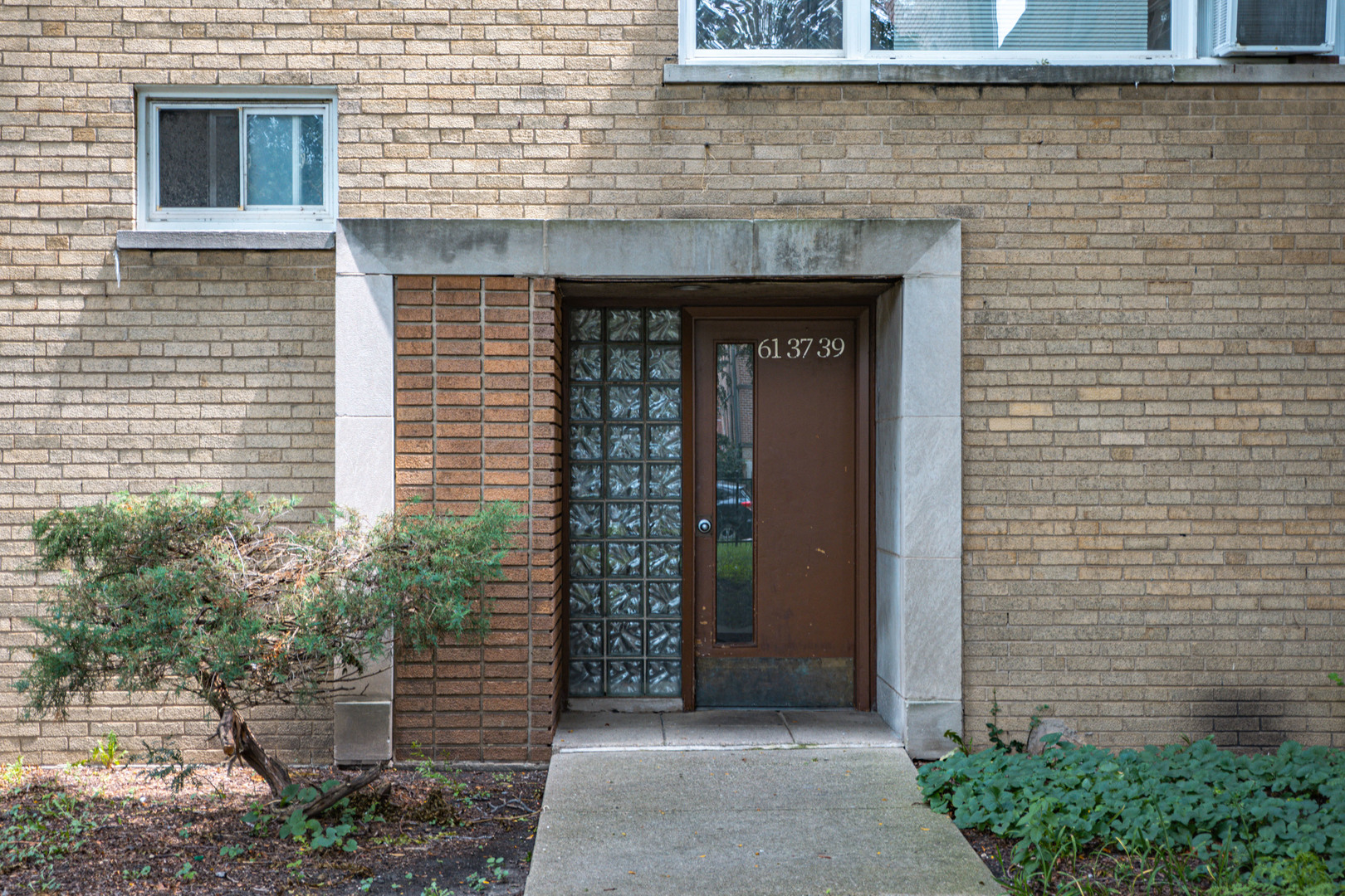 6139 N Seeley Avenue G Property Photo 10