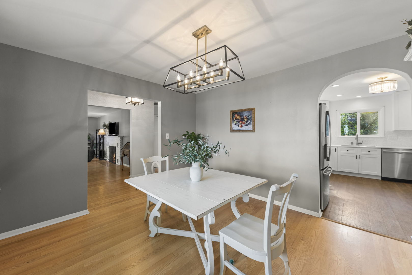 304 S Loomis Street Property Photo 12