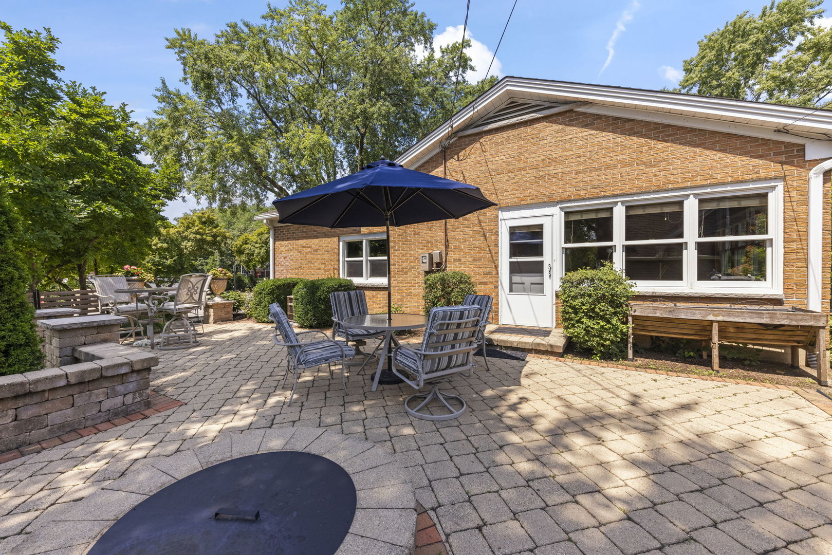 304 S Loomis Street Property Photo 24