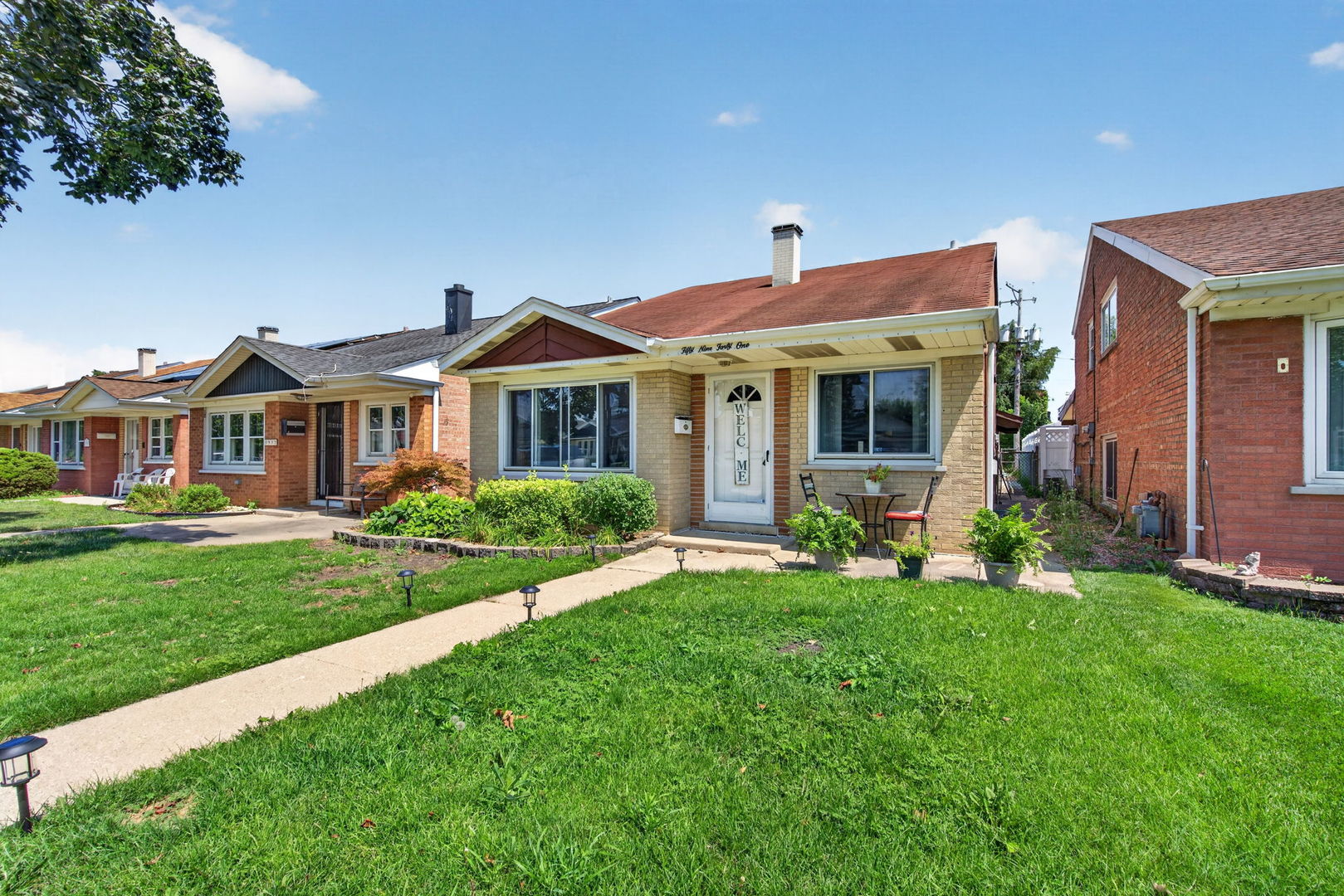 5941 S Parkside Avenue Property Photo 1