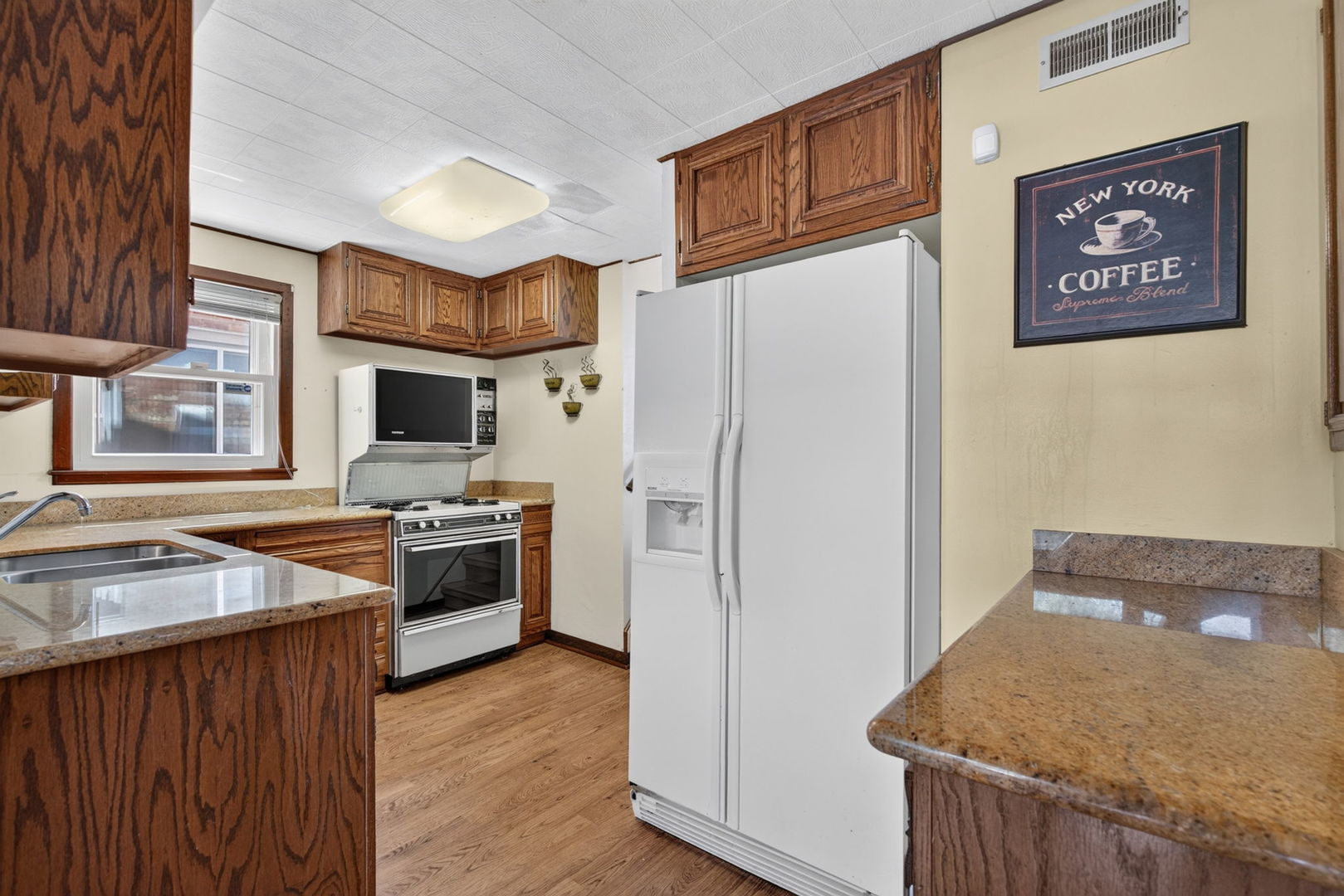 5941 S Parkside Avenue Property Photo 14