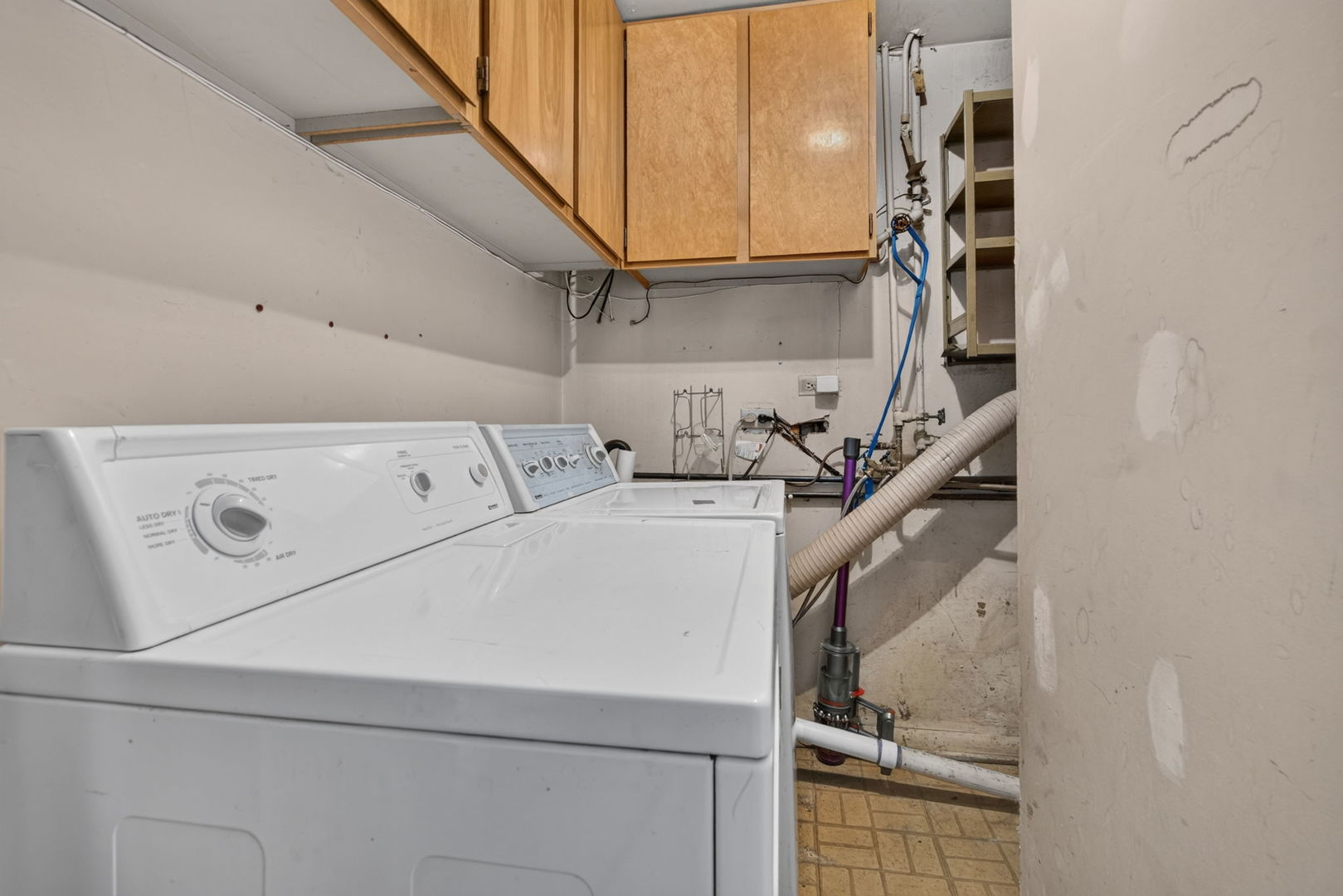 5941 S Parkside Avenue Property Photo 35