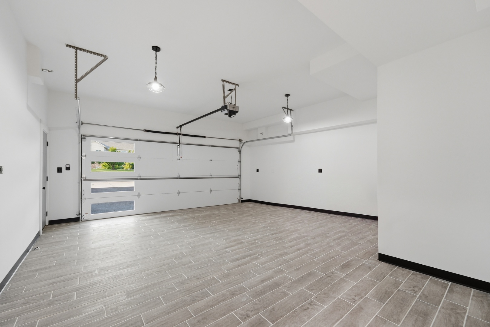 671 W Lake Cook Road Property Photo 35
