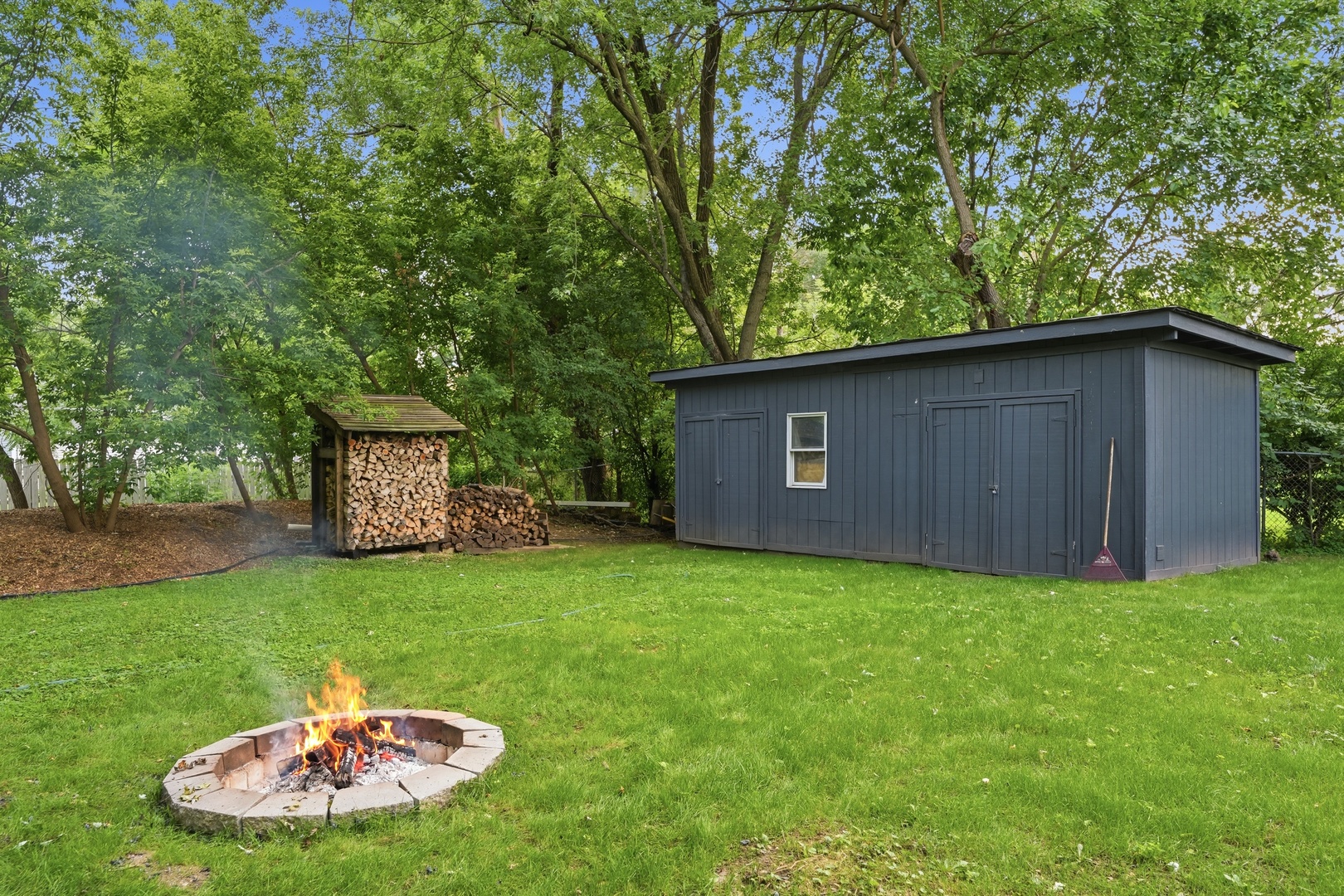 671 W Lake Cook Road Property Photo 41