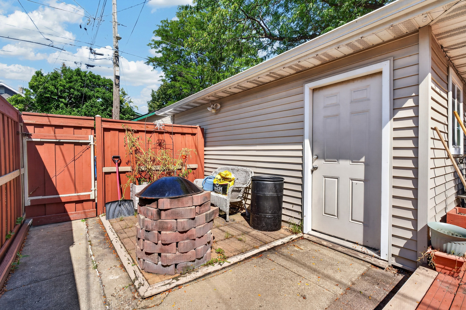 5200 W Byron Street Property Photo 46