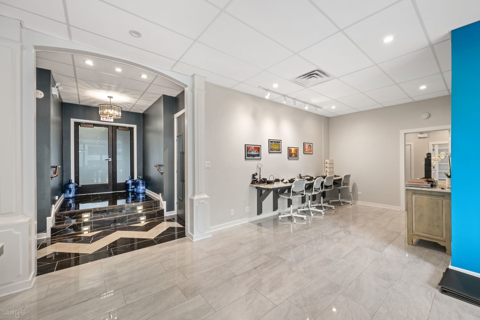 3200 N Lake Shore Drive 200 Property Photo 3