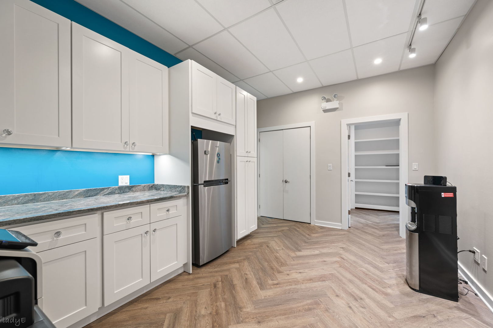 3200 N Lake Shore Drive 200 Property Photo 8