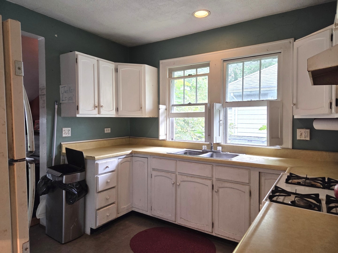 4525 Main Street Property Photo 11