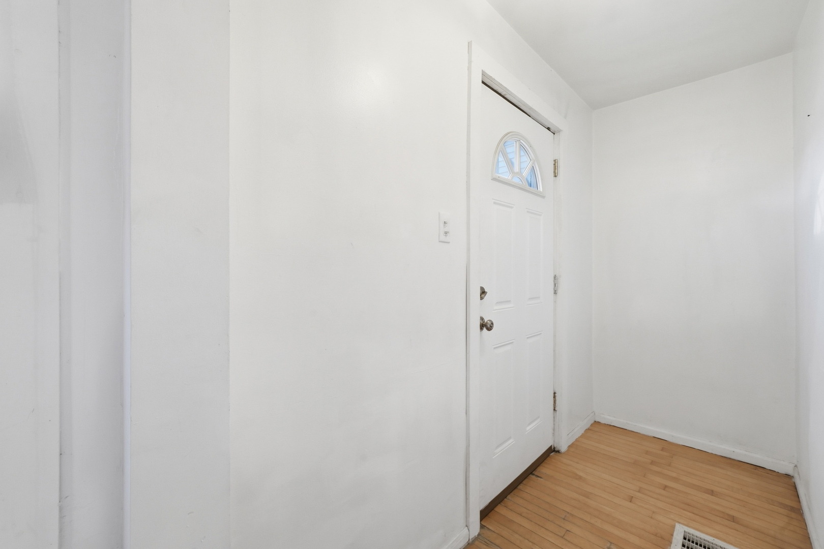 4555 S Halsted Street Property Photo 2