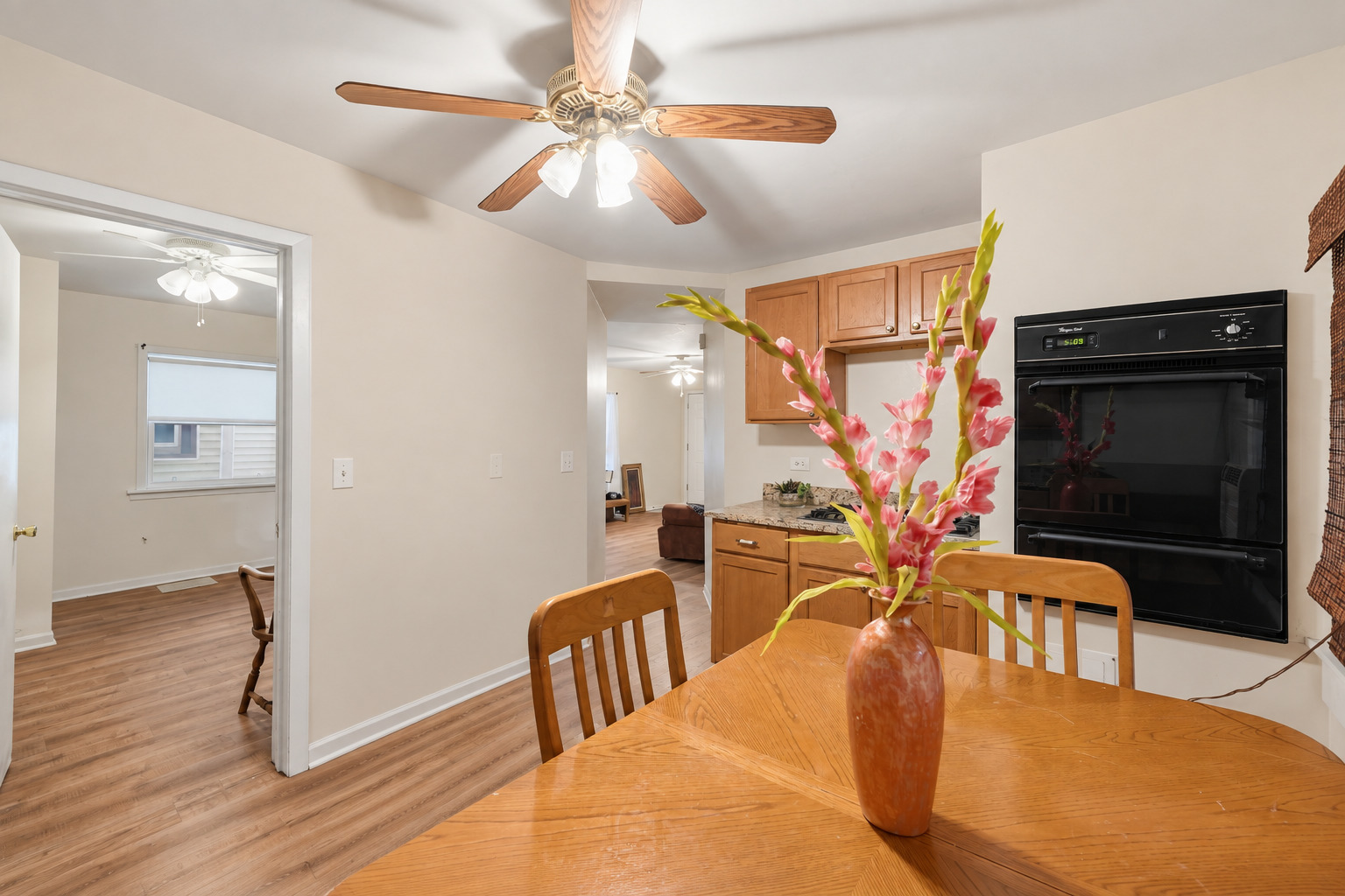 4555 S Halsted Street Property Photo 13