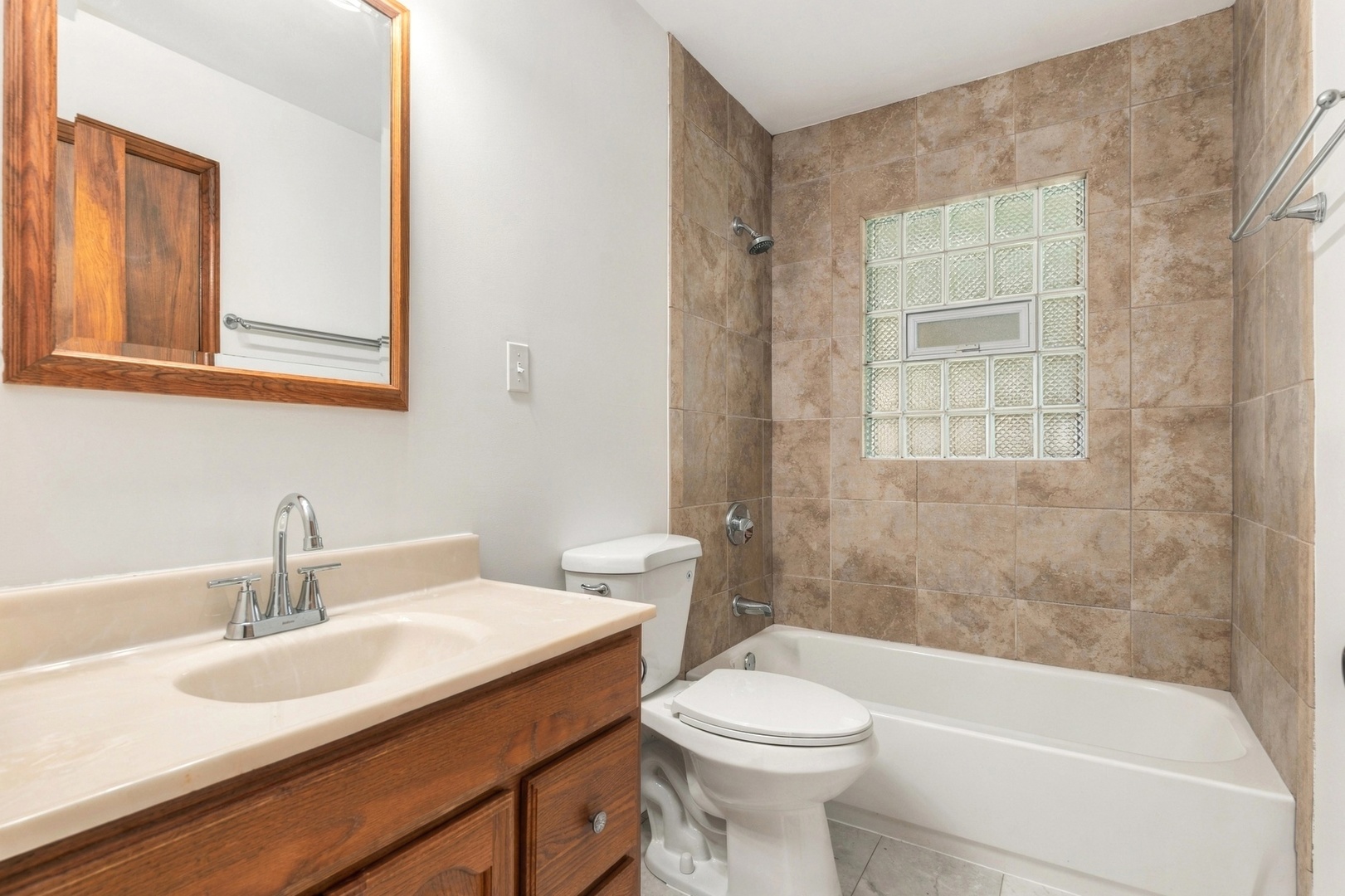 124 Riverside Drive Property Photo 11