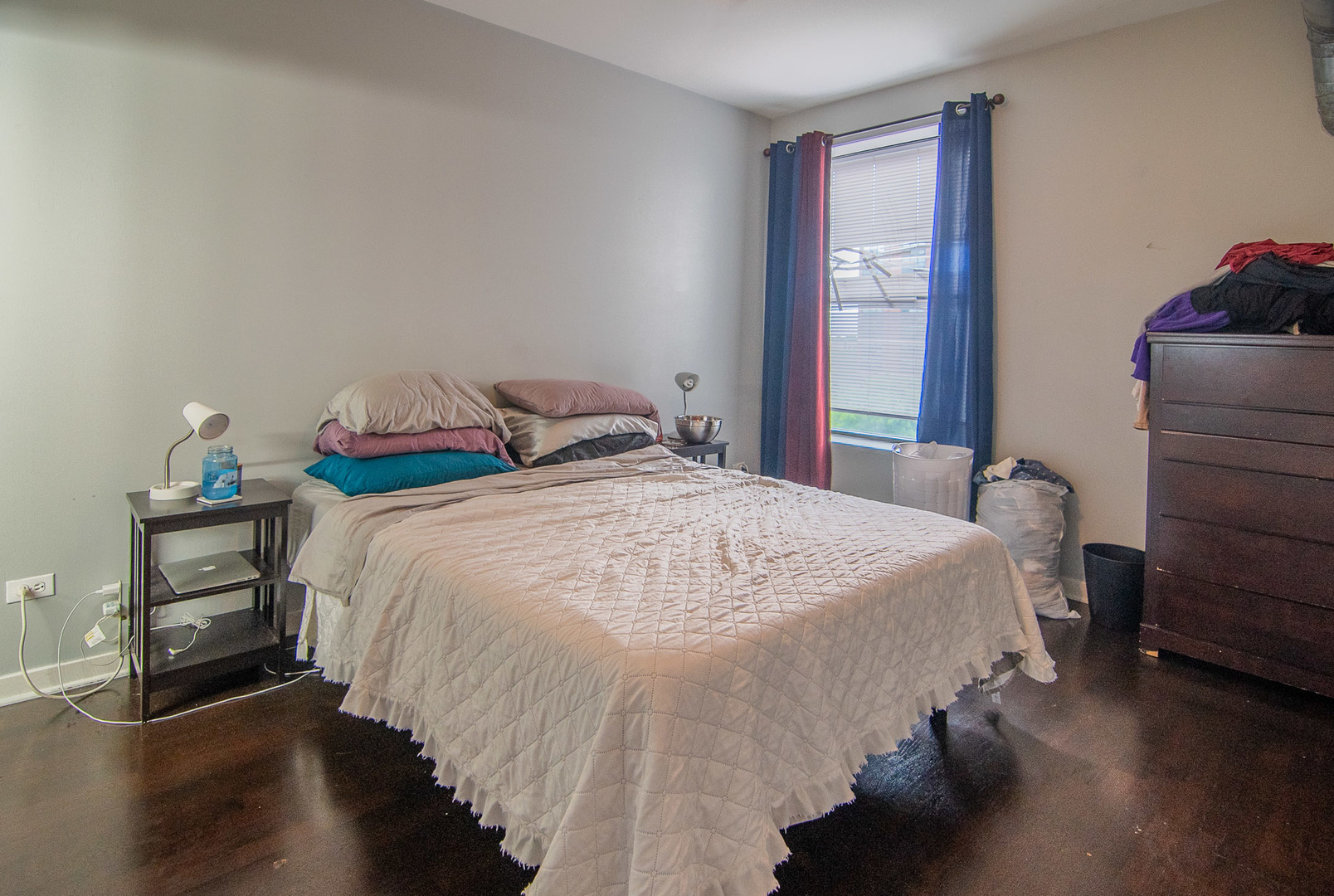 4537 S Drexel Boulevard 604 Property Photo 9