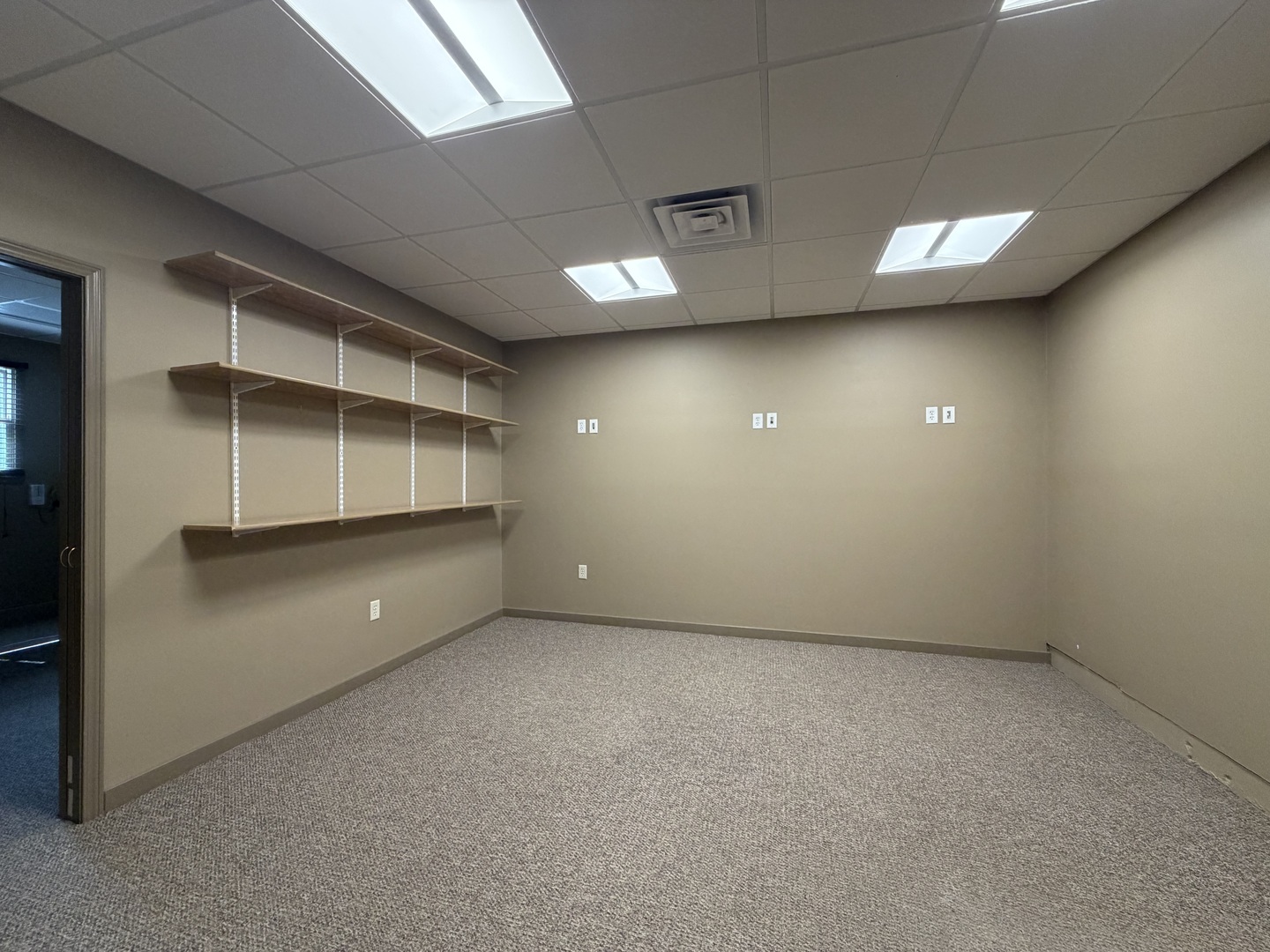 978 Crosby Avenue Property Photo 11