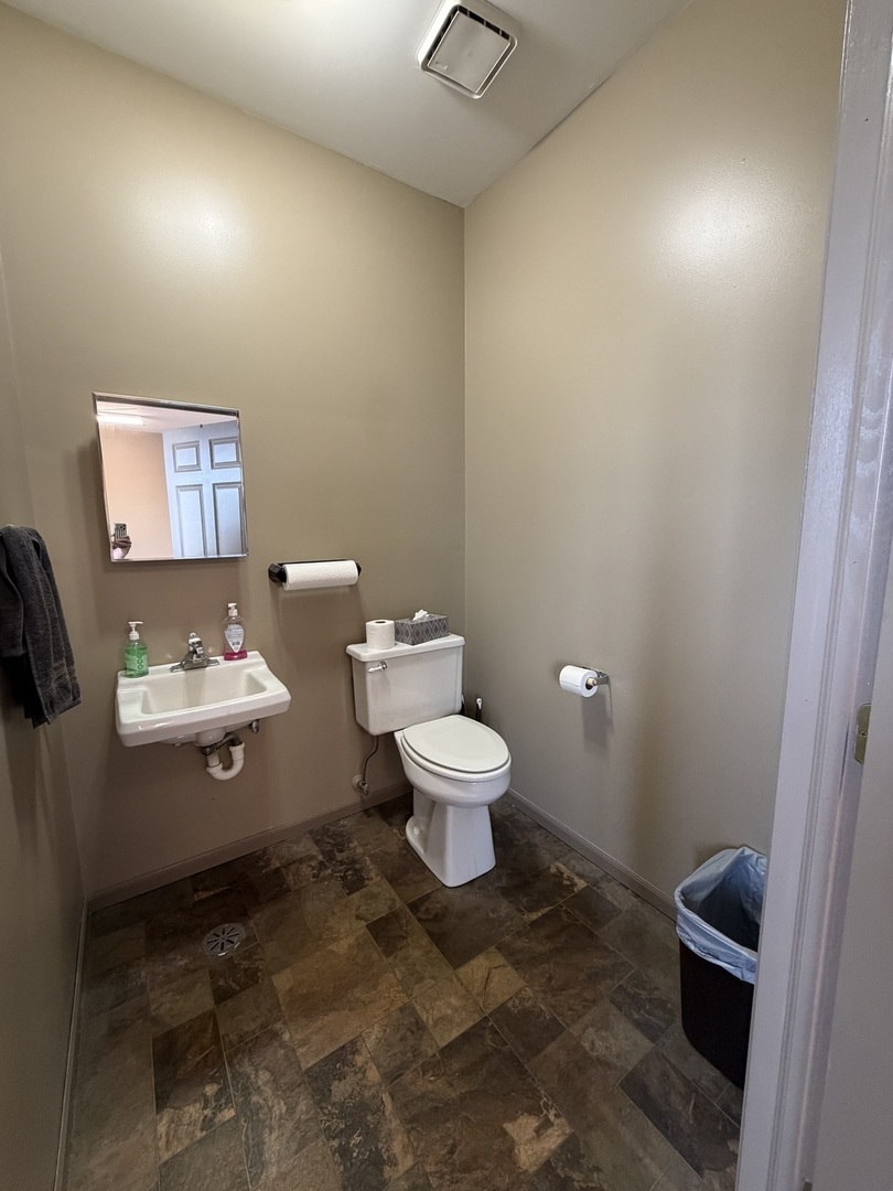 978 Crosby Avenue Property Photo 14