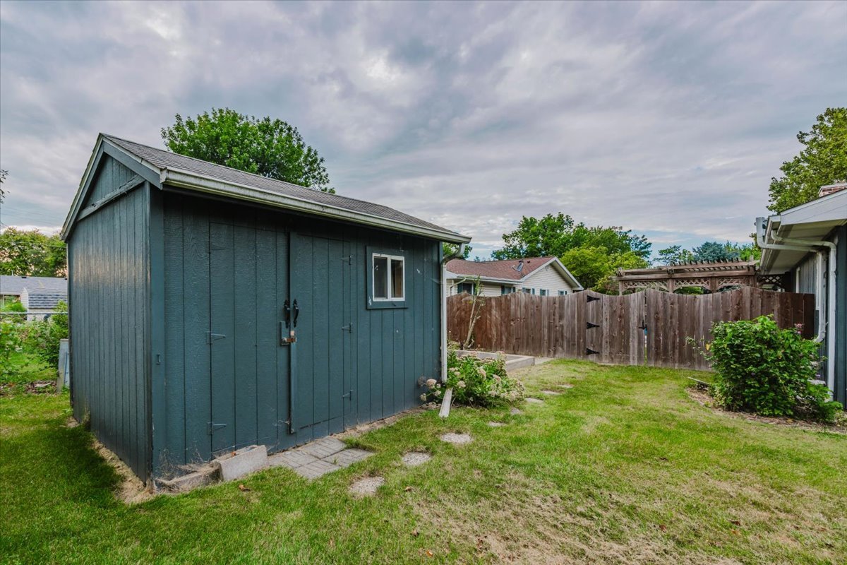 400 S Mary Street Property Photo 30