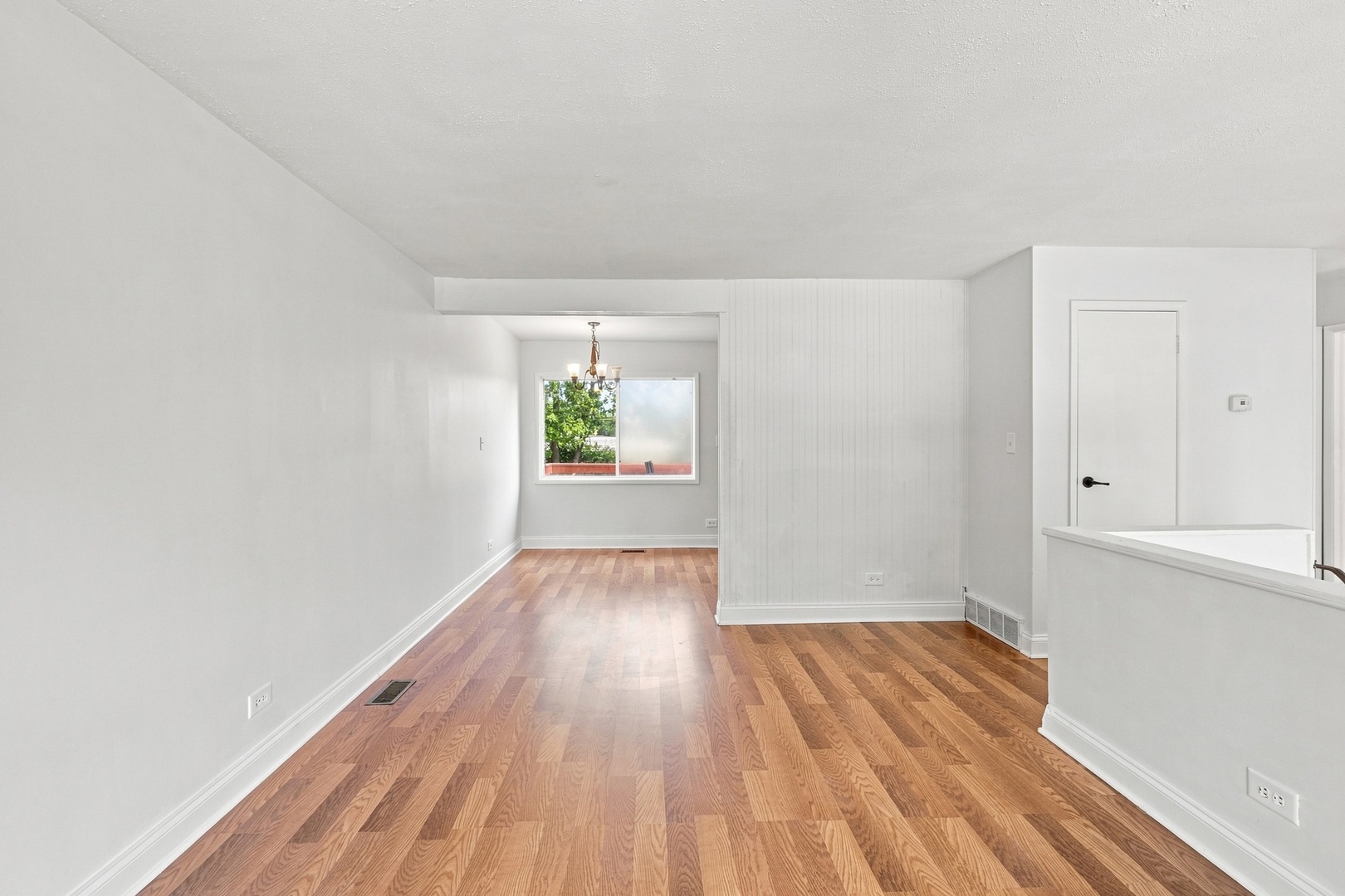 736 Dickens Avenue Property Photo 7
