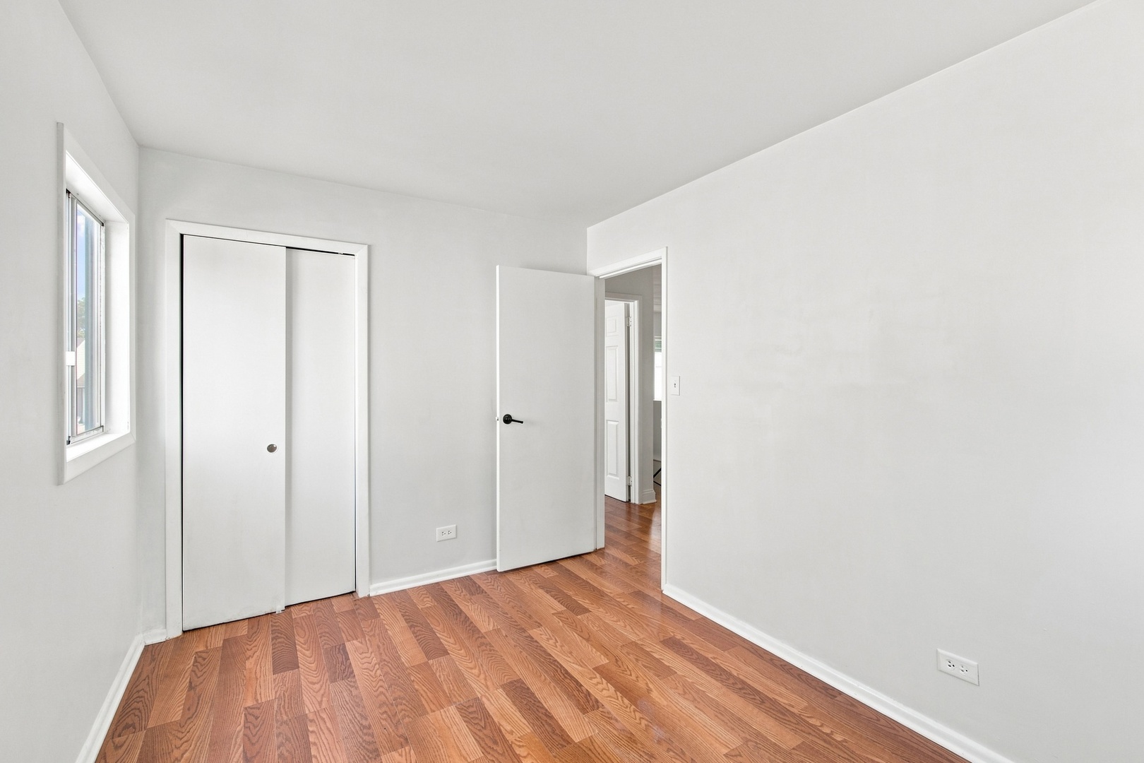 736 Dickens Avenue Property Photo 16