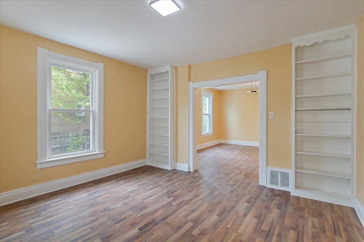 1912 Emerson Street Property Photo 4