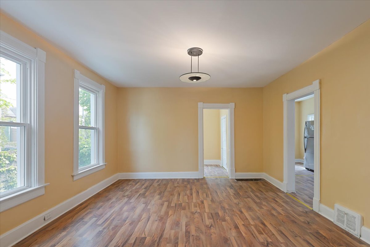 1912 Emerson Street Property Photo 7