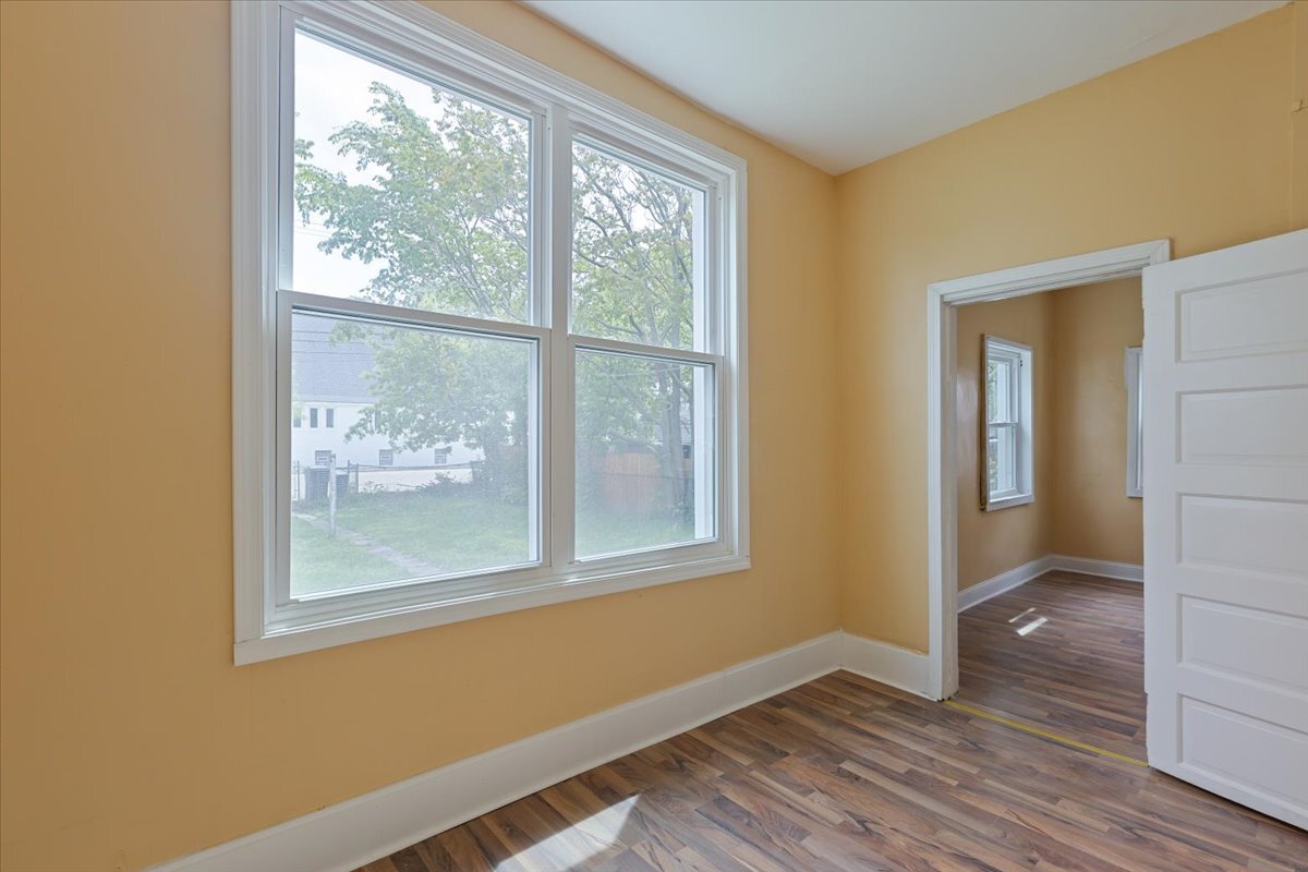 1912 Emerson Street Property Photo 11