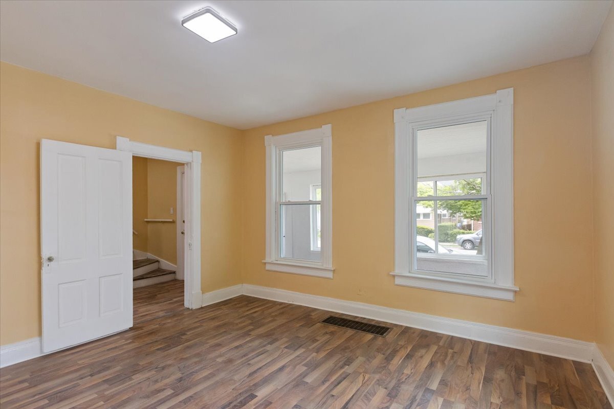 1912 Emerson Street Property Photo 13
