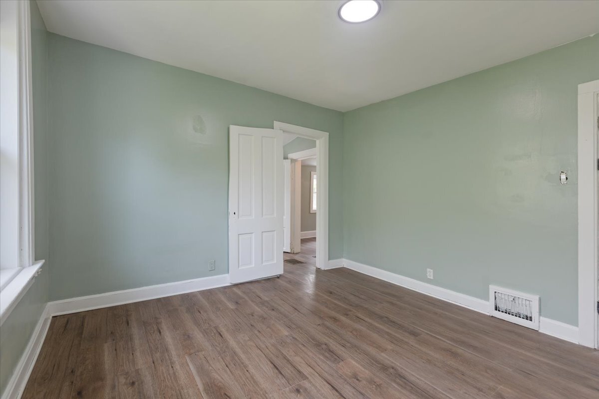 1912 Emerson Street Property Photo 23