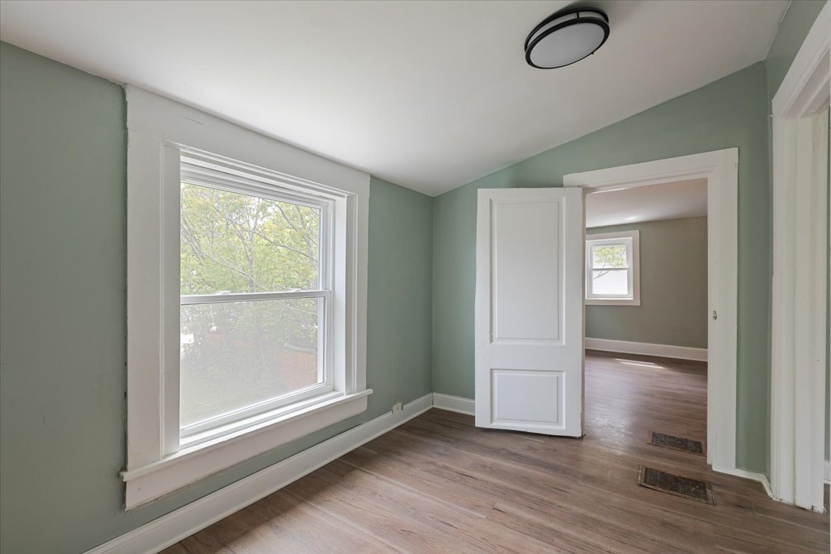 1912 Emerson Street Property Photo 24