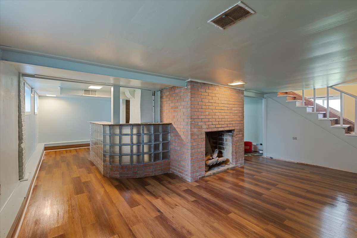 1912 Emerson Street Property Photo 26