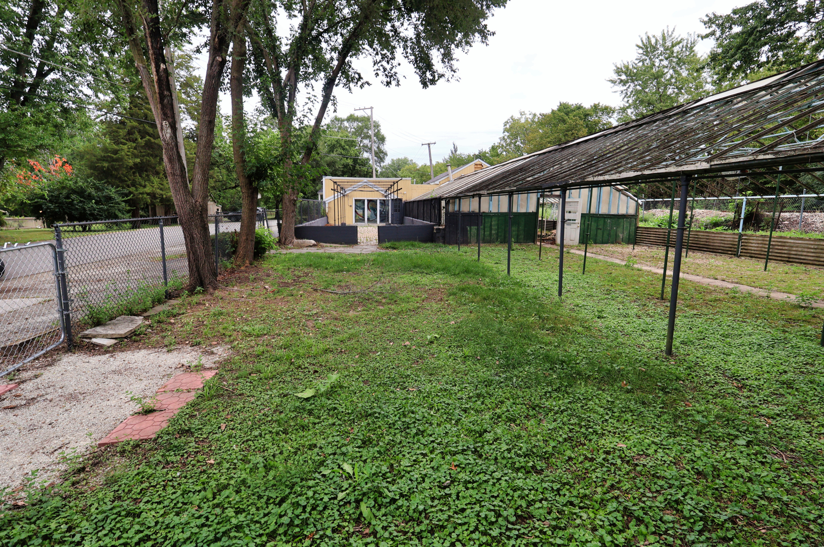52 N Adams Street Property Photo 5