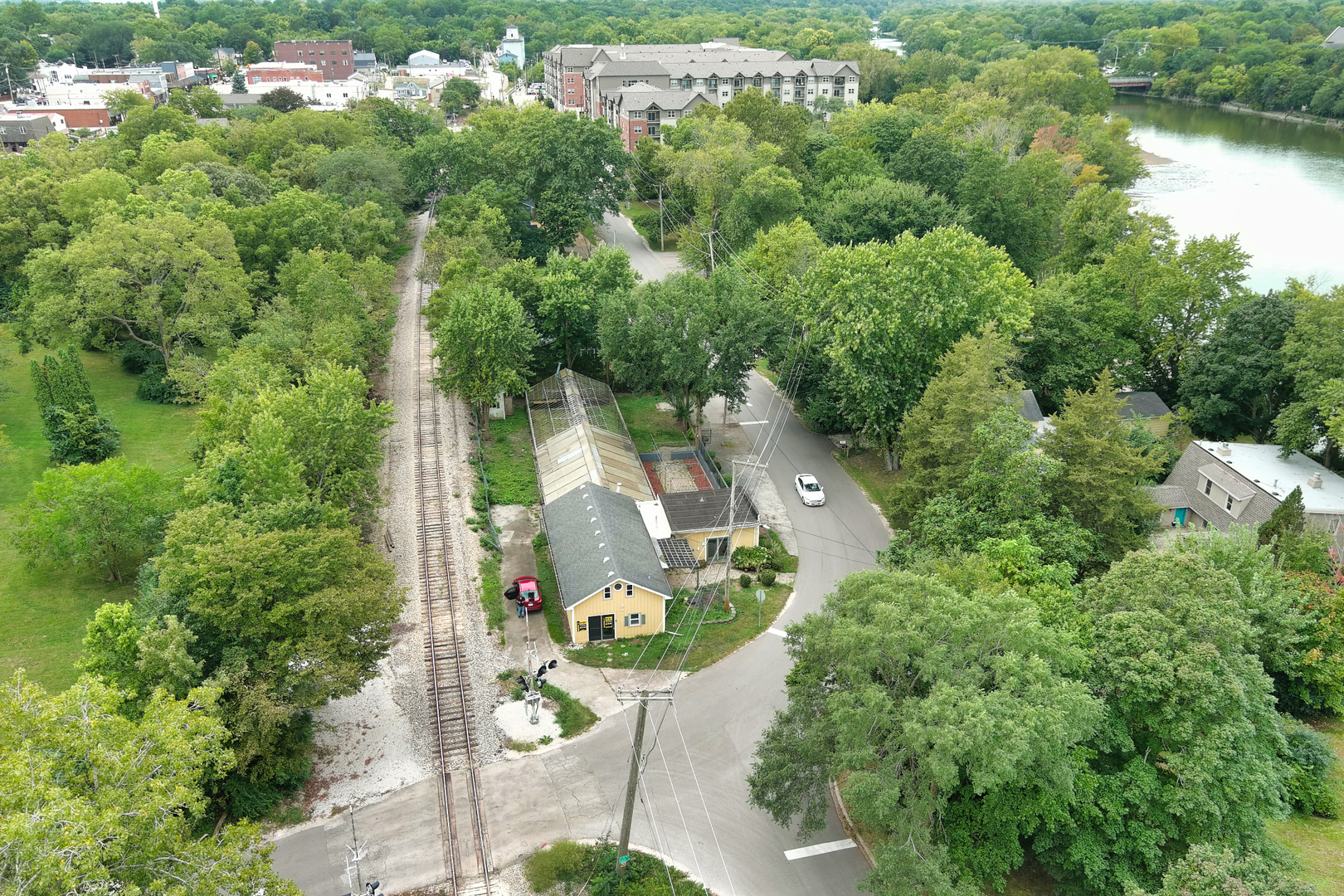52 N Adams Street Property Photo 6
