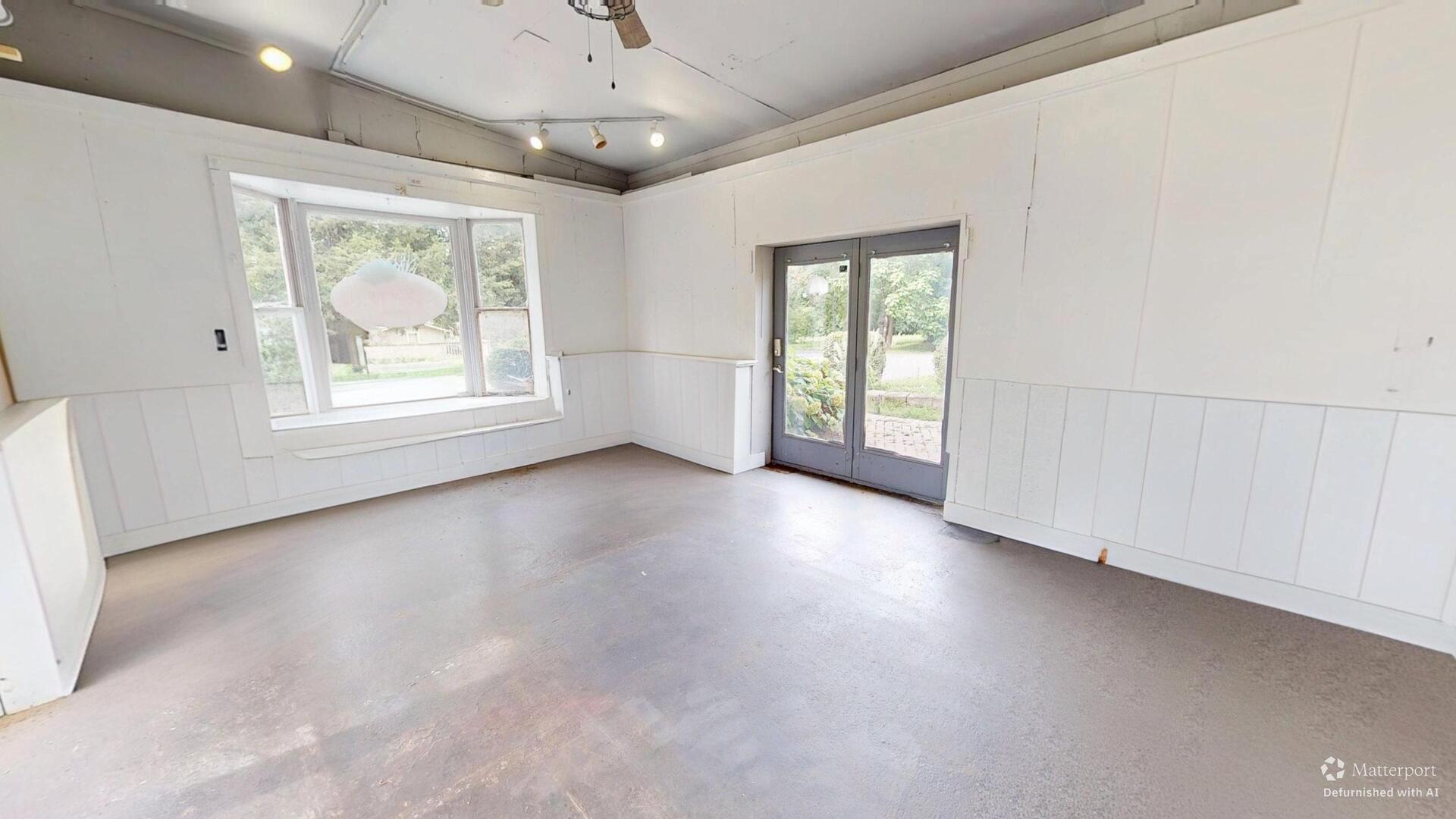 52 N Adams Street Property Photo 13