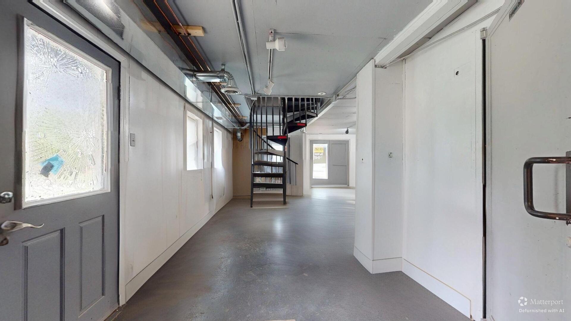 52 N Adams Street Property Photo 16