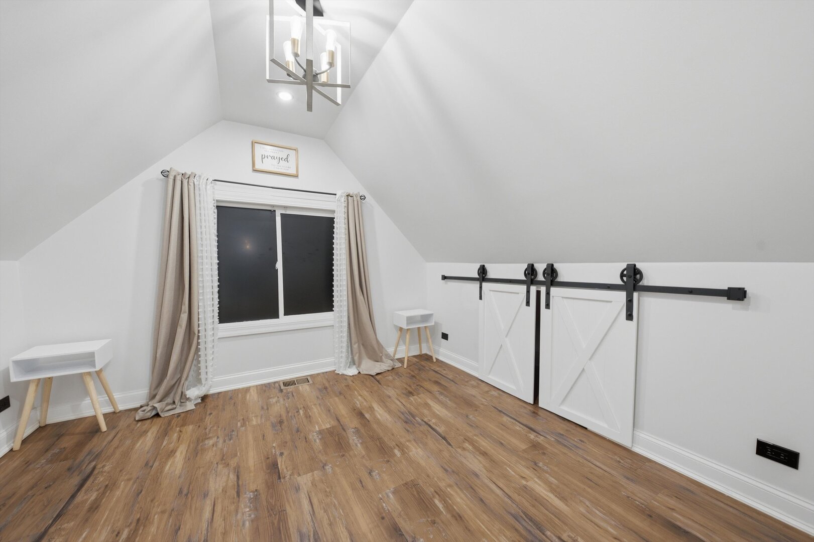 10801 Menard Avenue Property Photo 23