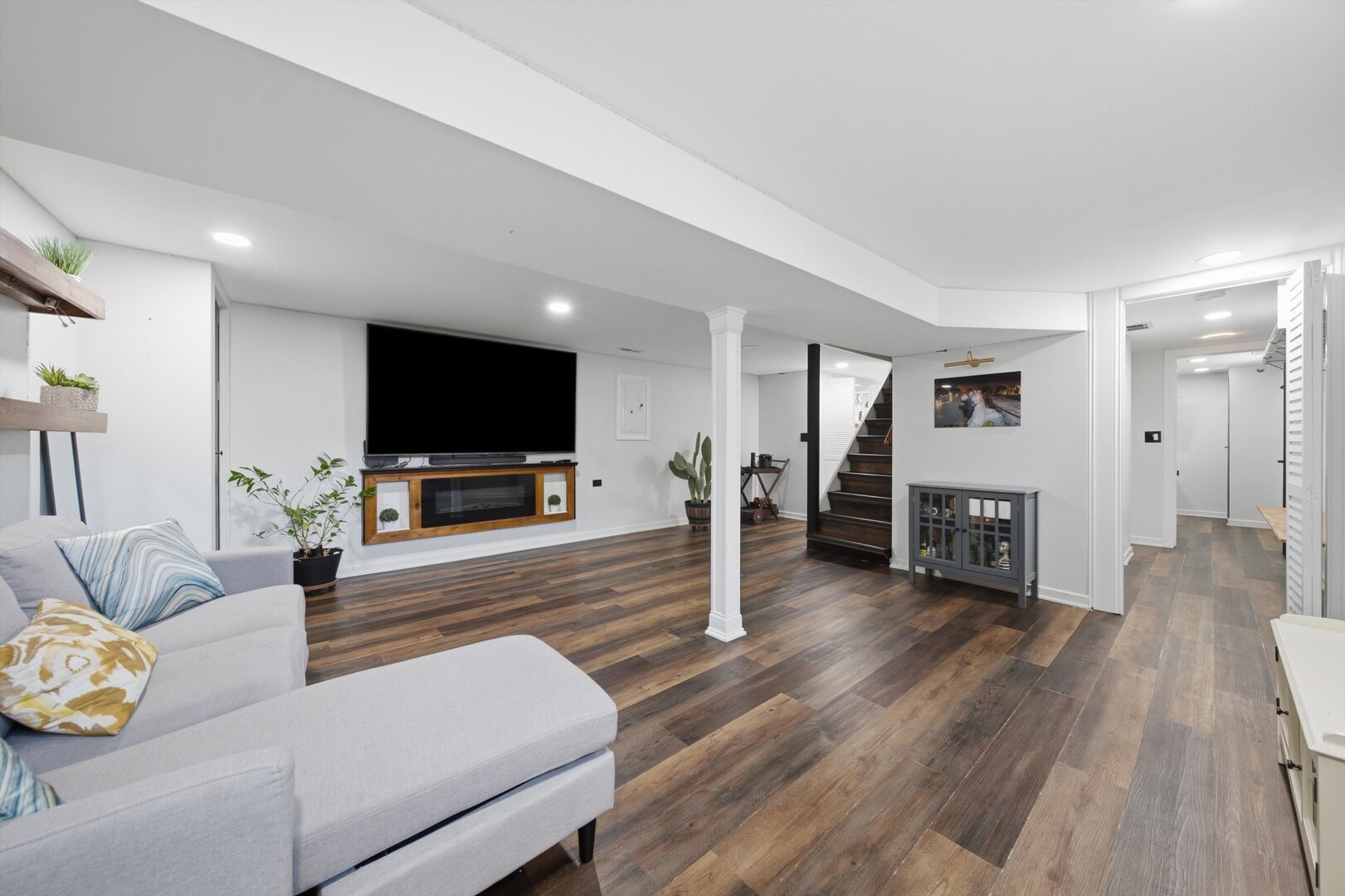 10801 Menard Avenue Property Photo 34