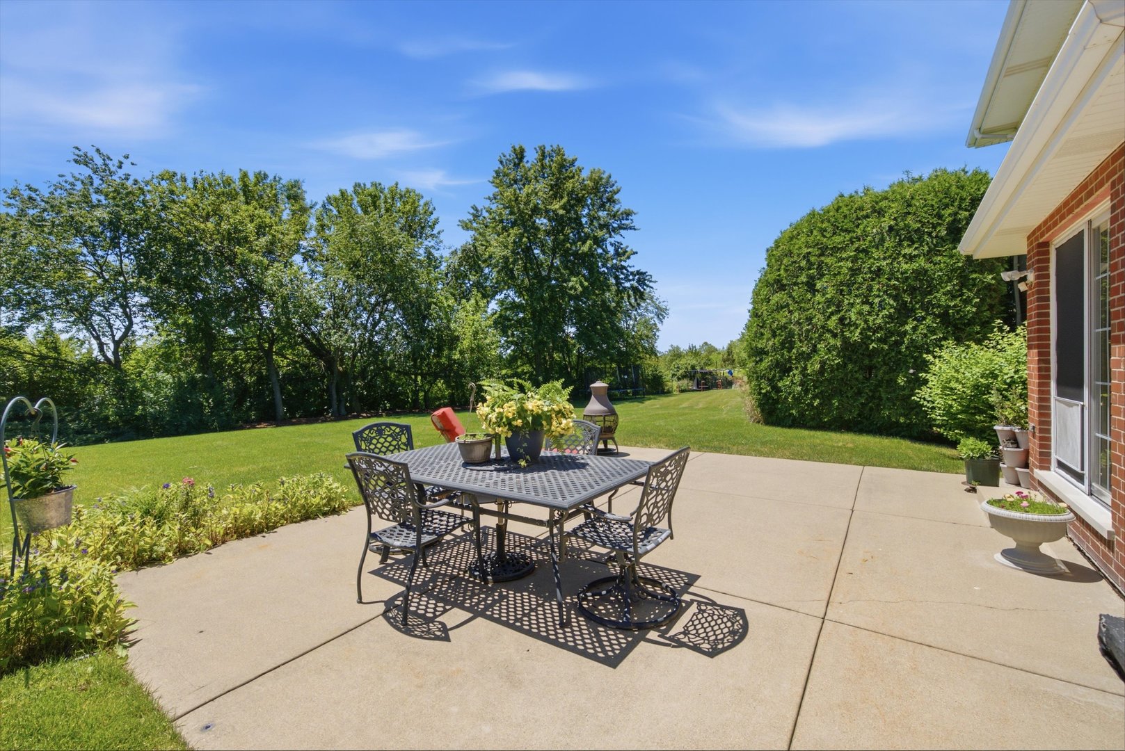 11321 Laura Lane Property Photo 4