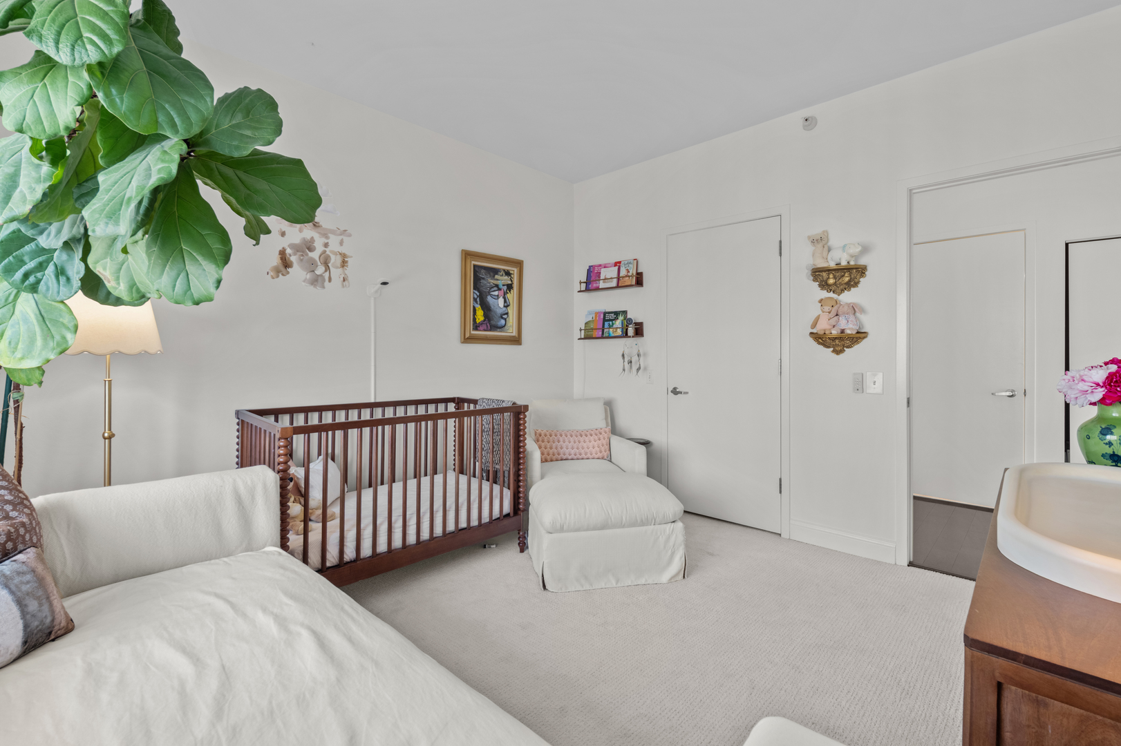 545 N Dearborn Street 3301 Property Photo 16