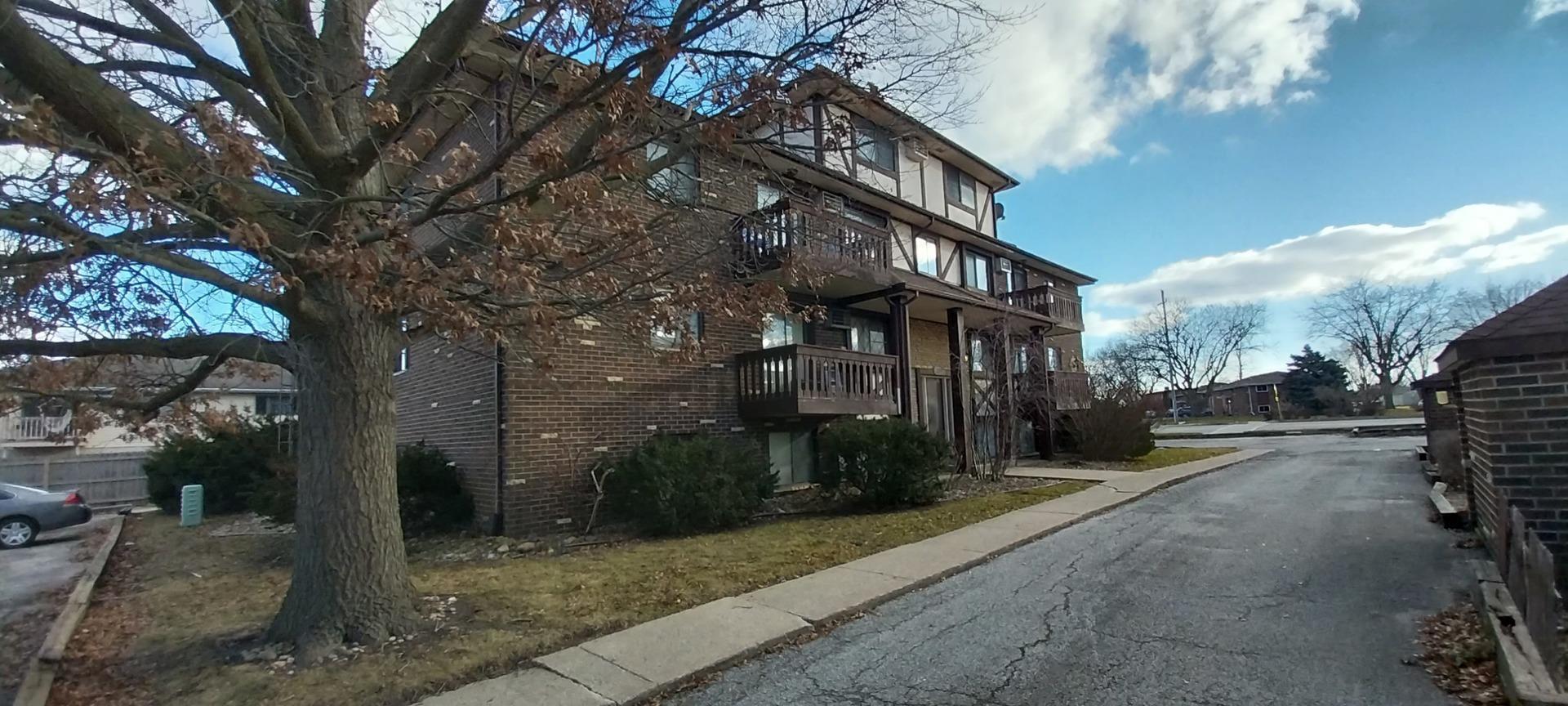 352 N Birch Street Property Photo 1