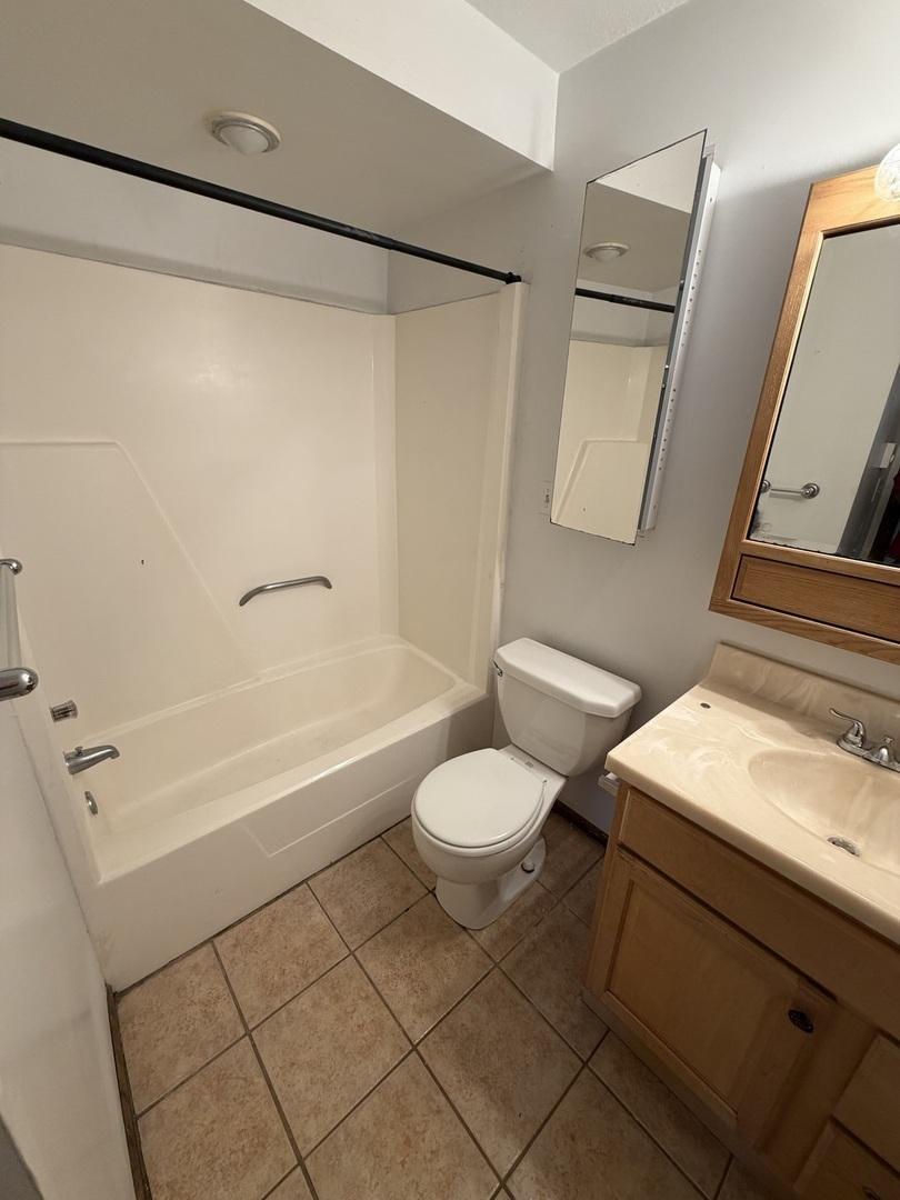 352 N Birch Street Property Photo 4