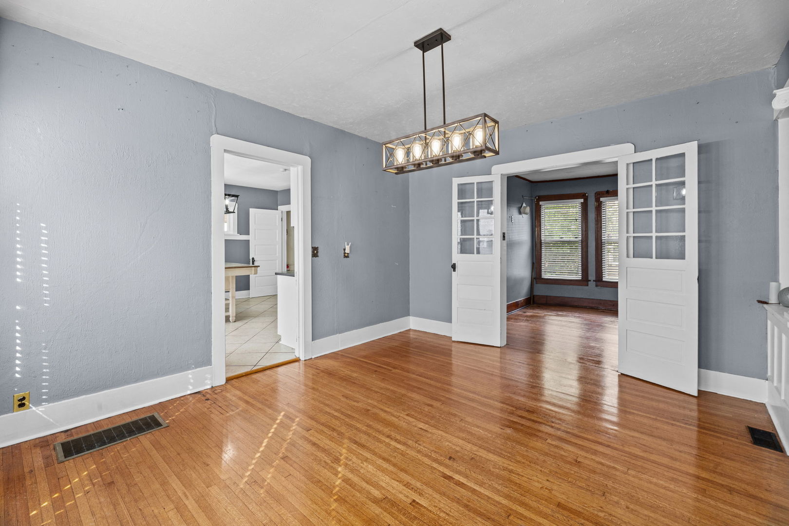 448 Grand Avenue Property Photo 7