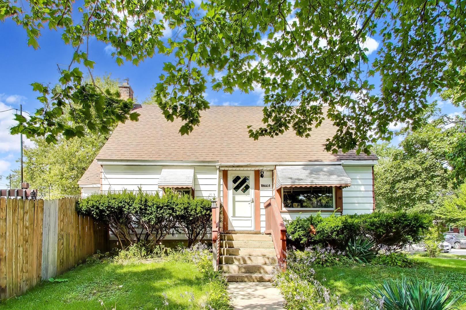 17558 Community Street Property Photo 1