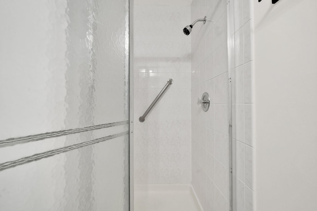 10015 Beverly Drive 404 Property Photo 20