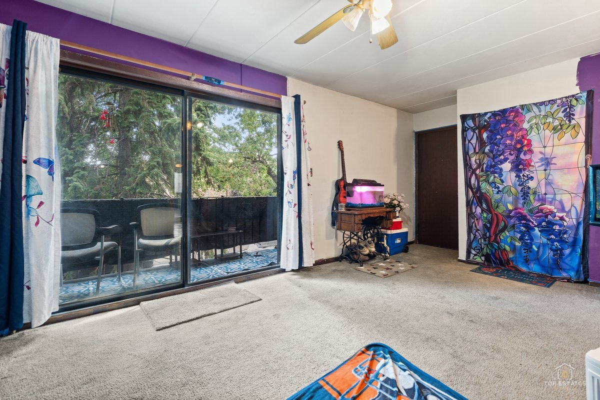 12756586 Property Photo 5