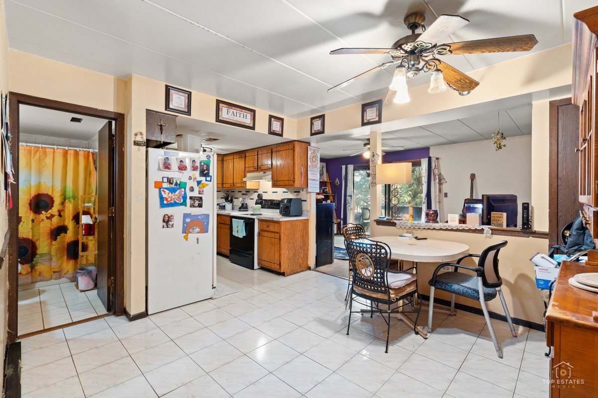 12756586 Property Photo 8