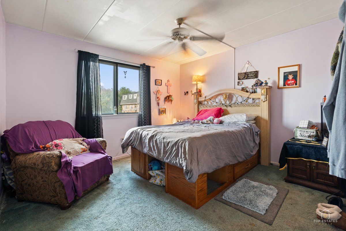 12756586 Property Photo 16