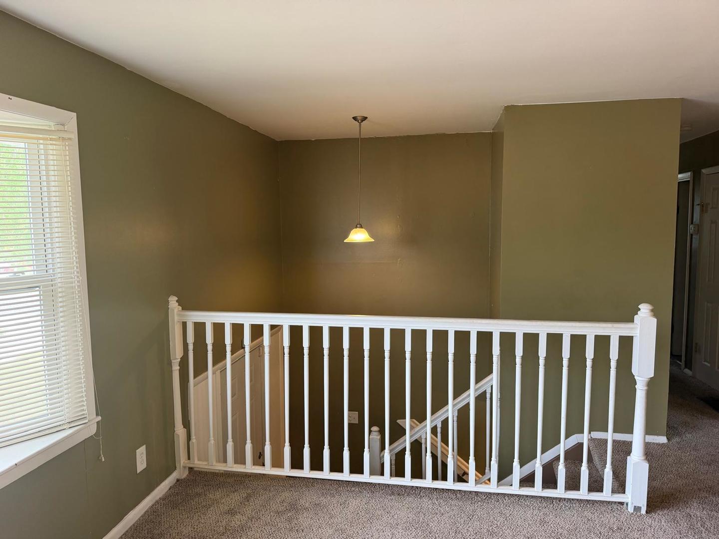 15726 Avalon Avenue Property Photo 8