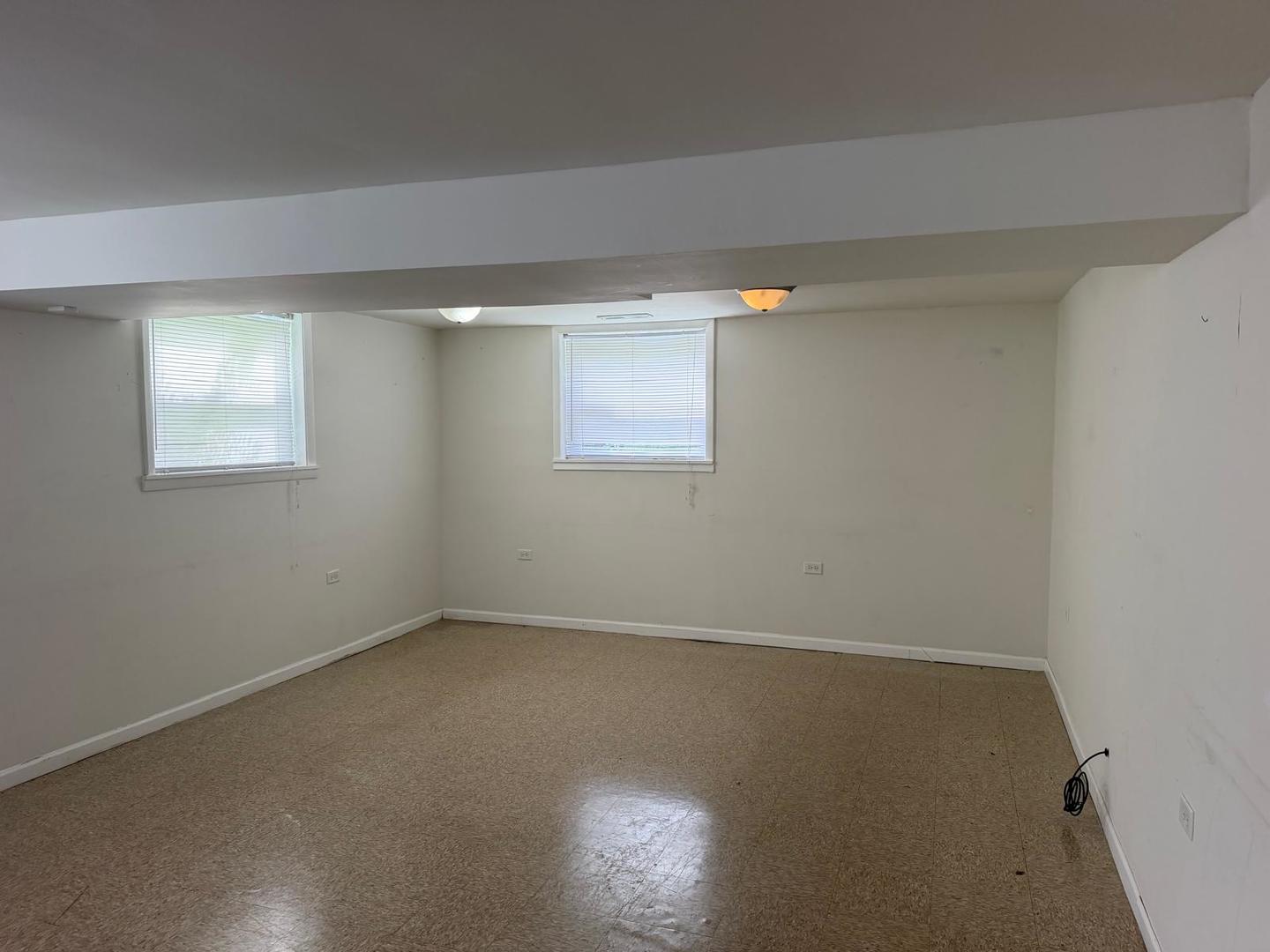 15726 Avalon Avenue Property Photo 19